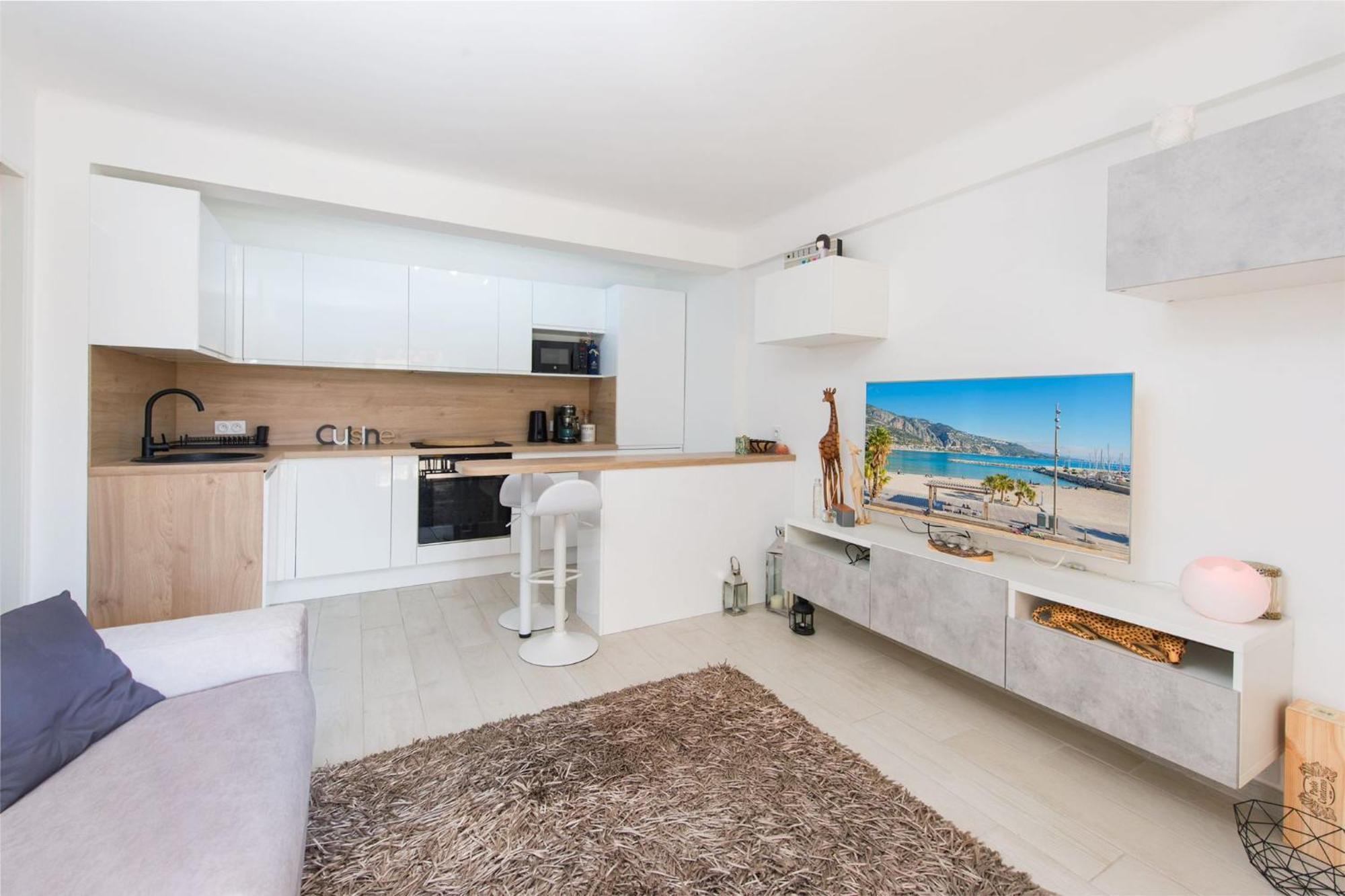 Appartement Carnoles Pres Des Plages 罗克布吕讷-卡普马丹 外观 照片