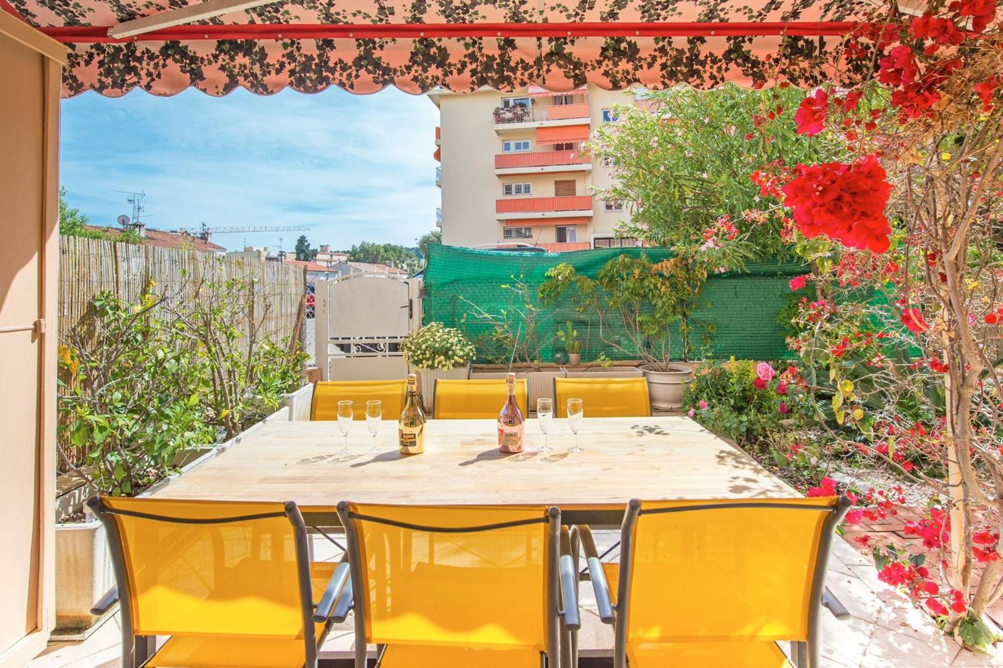 Appartement Carnoles Pres Des Plages 罗克布吕讷-卡普马丹 外观 照片